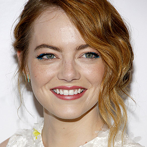 Actress Emma Stone Reveals How Thumb Sucking Affected Her Teeth Actress Emma Stone Reveals How Thumb Sucking Affected Her Teeth