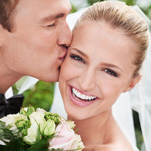 SmileEnhancementsThatCouldMakeYourWeddingDayLikeNoOther