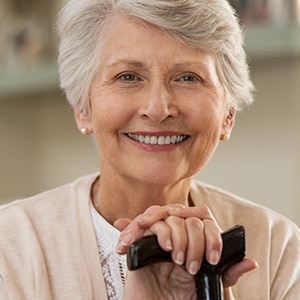 ImplantsCanMakeItEasiertoRestoreMissingTeethinStages
