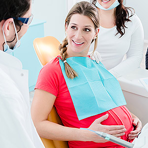 How to Keep Your Teeth and Gums Healthy During Pregnancy How to Keep Your Teeth and Gums Healthy During Pregnancy