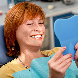 Same-DayImplantsOfferanAttractiveSmileThroughouttheProcess