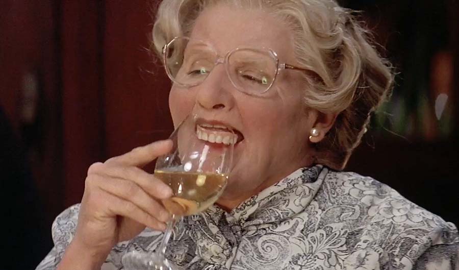 Robin Williams dentures in Mrs. Doubtfire Movie.