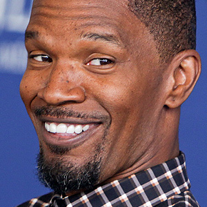 Jamie Foxx Chips a Tooth – This Time by Accident!