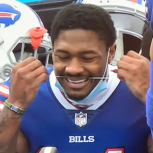 Buffalo Bills’ Stefon Diggs Knows There’s Never a Bad Place to Floss