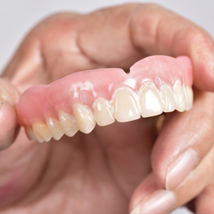 DenturesStillanEffectiveRestorationforTotalToothLoss