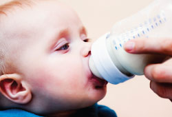 Infant formula with bottled water.